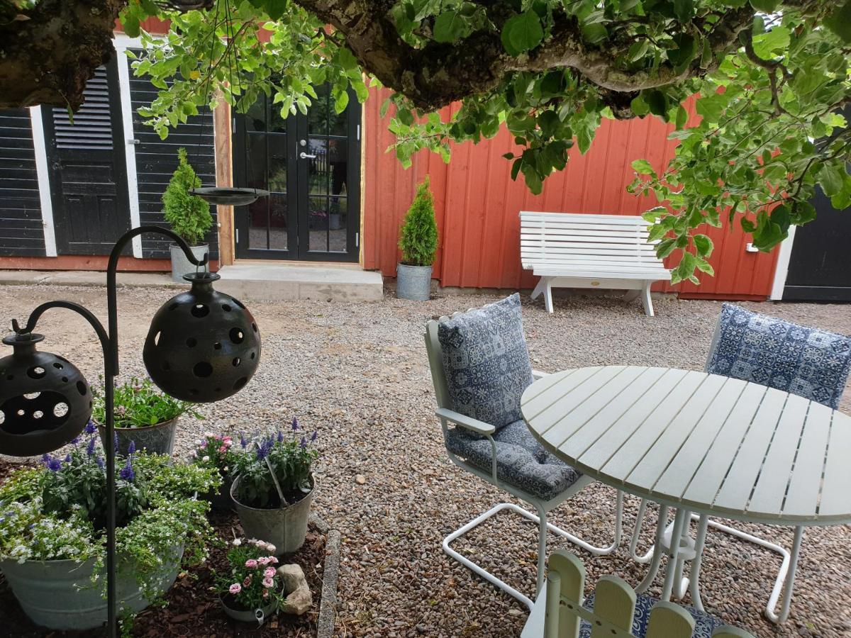 Gardshus Med Spabad Utomhus Vadstena Extérieur photo